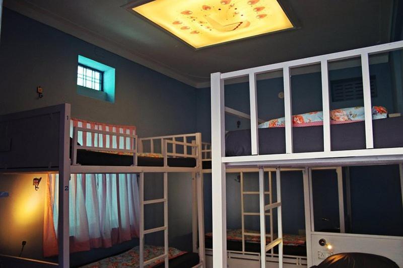 Paddy'S Loft The Lake View Hostel ウダイプル 部屋 写真